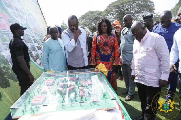 Akufo-Addo & Ministers inspecting the architectural design of the Creative Arts Senior High School