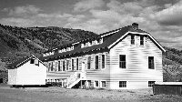 Di children na students for di Kamloops Indian Residential School wey close in 1978