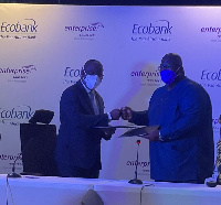 Ecobank Ghana and Enterprise Trustees sign a partnership agreement