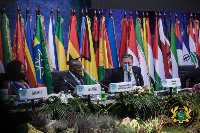 President Nana Addo Dankwa Akufo-Addo (middle)