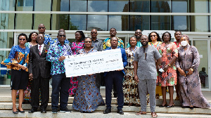 Officials of Covid-19 Private Sector Fund and the reps of the missions in a group photo