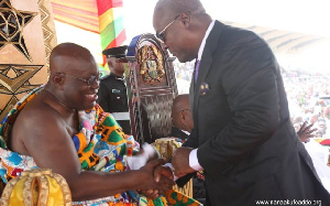 Outgone Mahama Greets Akufo Addo