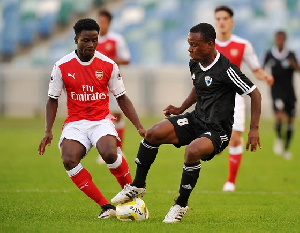 Osei Tutu Jordi In Action For Arsenal U18