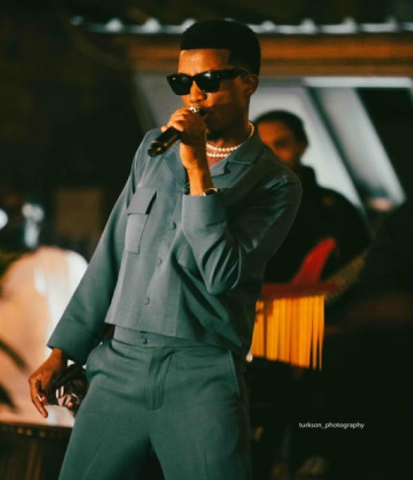 Kofi Kinaata