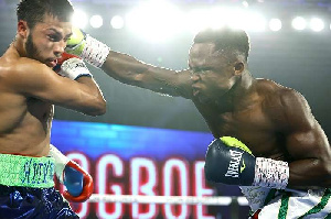 Dogboe stopped Avalos in round 8