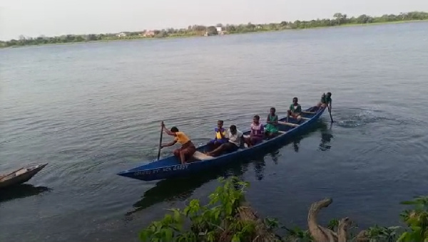 But for the children to access this education, they must go across the Volta river