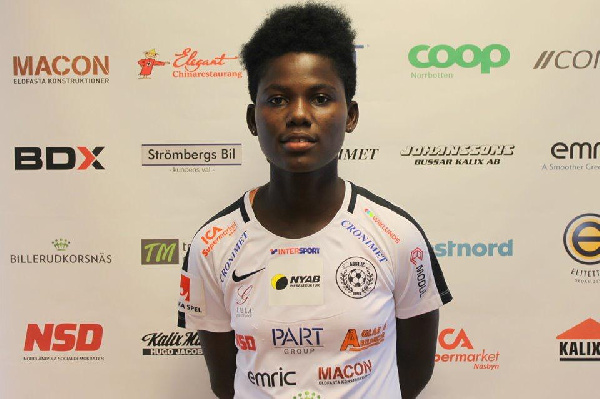 Ernestina Abambila, Black Princess midfielder