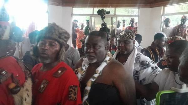 They explained that the former chief, Nii Otu Akuetteh IX, had been indisposed for years