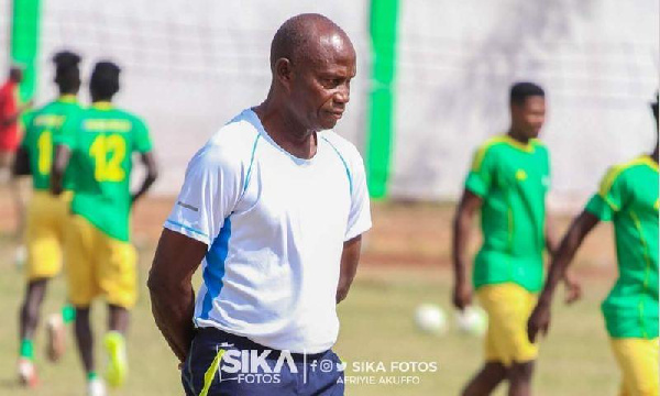 Assistant coach of Dormaa-based Aduana Stars, WO1 Paul Tandoh