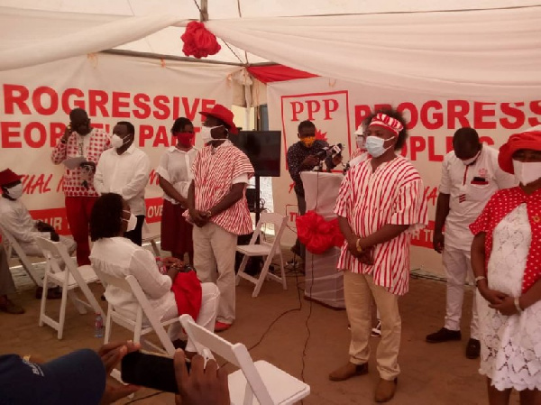 Party Executives being sworn in after election