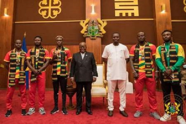 President Akufo-Addo and Mustapha Ussif with Ghana's Olympic team