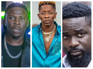 L-R: Stonebwoy, Shatta Wale Sarkodie