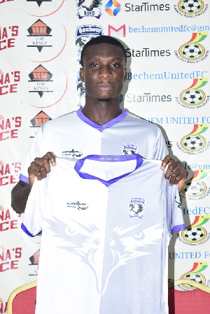 Defender Samuel Osei Kuffuor Has Signed For Bechem United.jfif