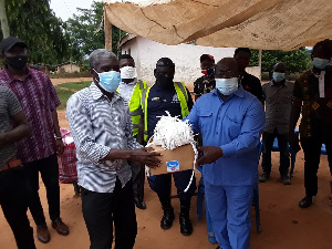 The items donated included nose masks, hand sanitizers and tissues.