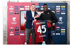 Mario Balotelli joins Genoa as a free agent until the end of the 2024-25 season