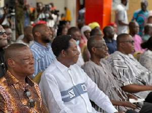 Dr. Duffuor (second left) is a former Finance Minister