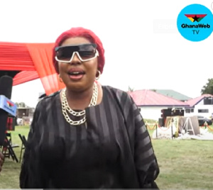 Afia Schwarzenegger Funeral 21.png