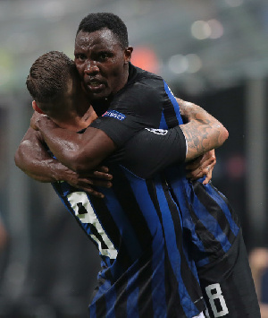 Kwadwo Asamoah in celebration mood with a teammate