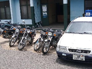 A photo of the smuggled vehicle with registration number GG 477 - 14 at the station