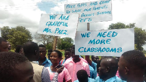 Students lament congestion in their classrooms and dormitories