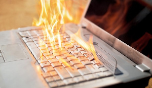 Laptop On Fire1212qwe