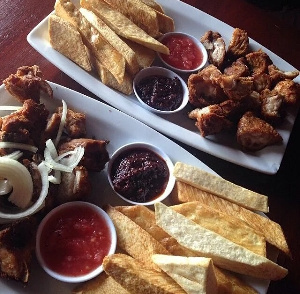 A Ghanaian snack, fried yam with shito