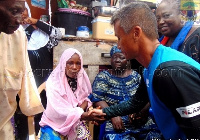 Hearts technical team shaking hands with the bereaved family