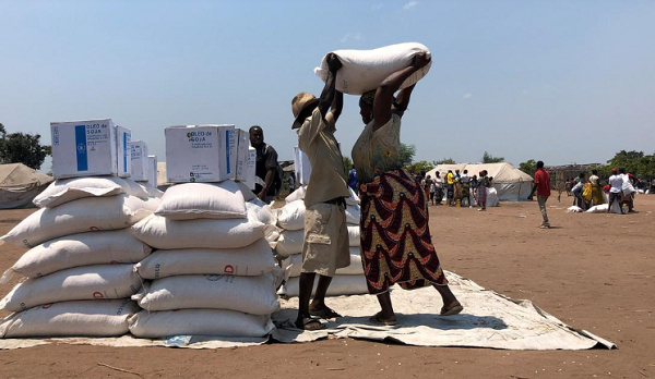 'Supply of food and nutrition assistance in camps for displaced people'