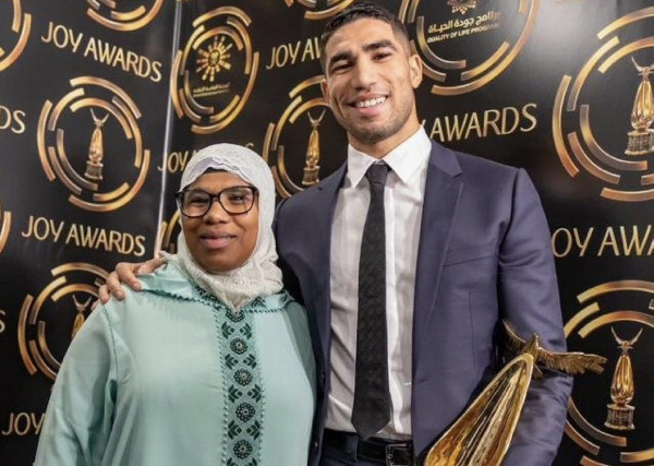 Achraf Hakimi and his mother