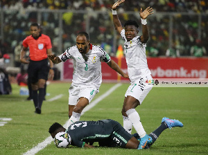 Denis Odoi In Action Against Nigeria 