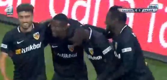 Bernard Mensah celebrates his goal with Asamoah Gyan and other team mates