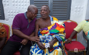 Former President John Mahama visited Super O.D in his resident at Swudru