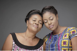 Yvonne Nelson and her mother