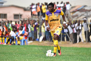 Medeama SC attacker Isaac Agyenim Boateng