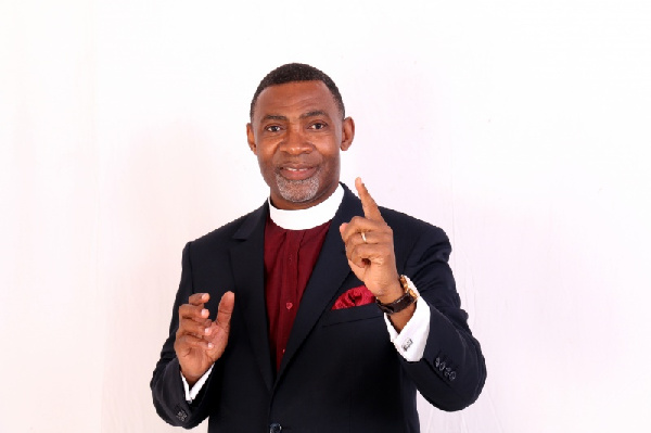 Dr Lawrence Tetteh