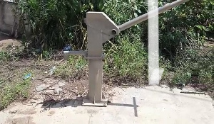 Residents want the damaged borehole repaired