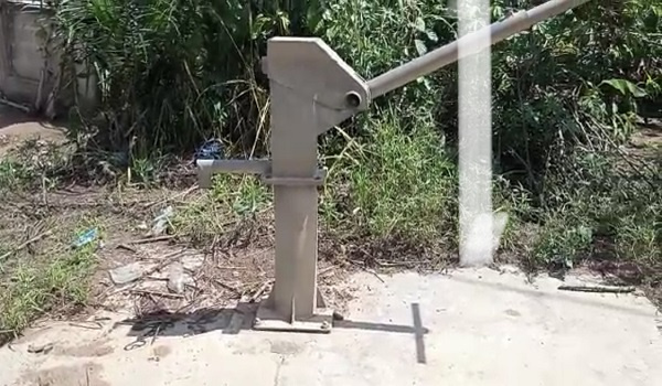 Residents want the damaged borehole repaired