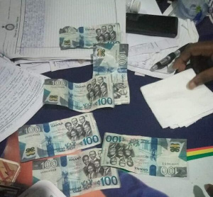 A photo of the fake cedi notes