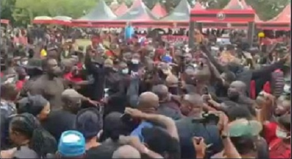 Mourners mob Bawumia at Sir John's funeral