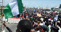 EndSARS protesters at Lekki toll gate before the shootings