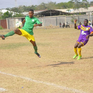 Zakaria Mumuni  in green