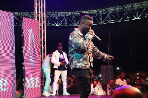 Sarkodie on stage