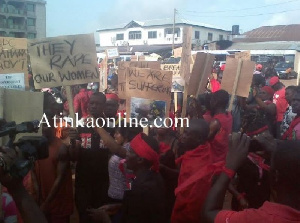 Residents are demonstrating over activities of nomadic Fulani herdsmen in the community