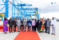 Akufo- Addo with Shareholders of the project