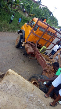 The deceased 10-year-old was selling sachet water when the log fell on him