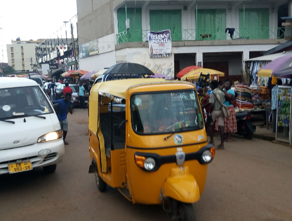 The aboboya overturned, trapping the students and their teacher in the process