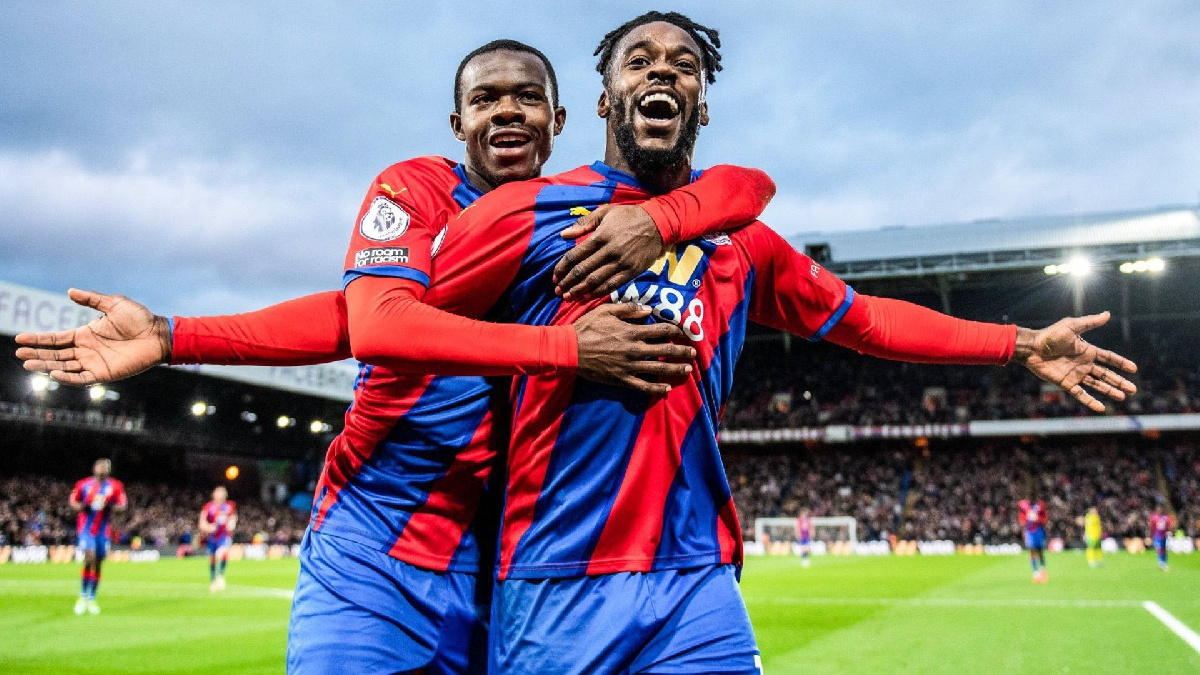 Jeffrey Schlupp in a celebratory mood with teammate Tyrick Mitchell