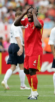 Essien Reacts To Yellow Car