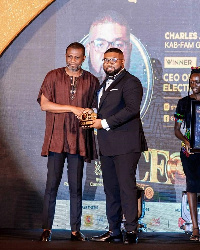 Charles Antwi-Boahen receiving the award