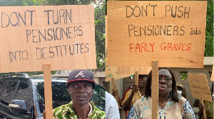 Pensioners protest against debt exchange programme at the Ministry of Finance